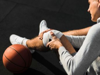 sports injury treatment greater noida